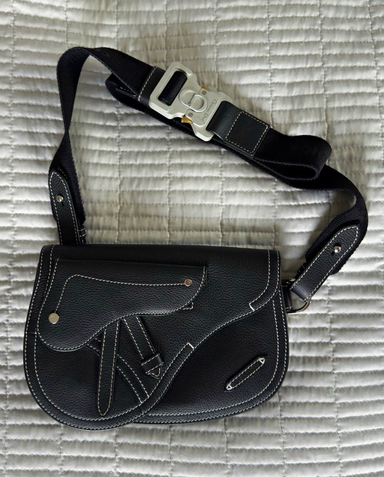 Dior Saddle, photo 1 of 5