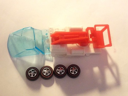 HOT WHEELS REDLINE HEAVYWEIGHTS SNORKEL BED w/GLASS & WHEELS REPRO KIT -NICE! - Picture 1 of 2