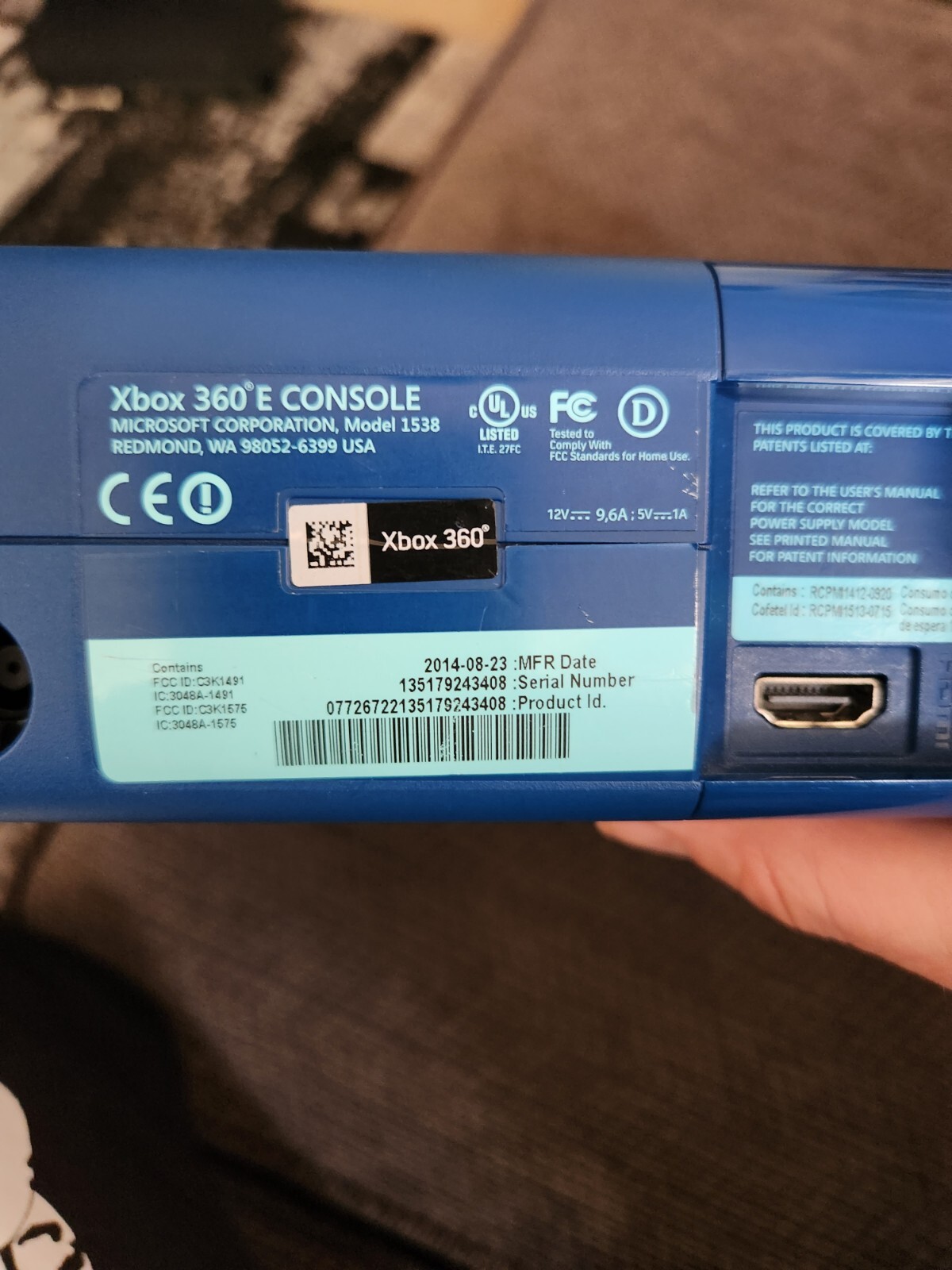 Xbox 360 E Special Edition Blue 500GB Console, Controller, Cords