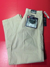 New Chaps 33x32 Men's "Jackson" Tan Khaki Pants Relaxed Fit Double Pleat NWT