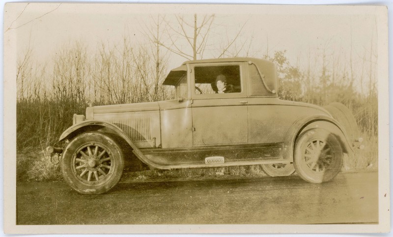 Vintage Snapshot Lady in 1926-27 Buick Master Six Country Club Landau Coupe Car