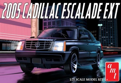 2005 Cadillac Escalade EXT 1:25 AMT Model Kit Bausatz AMT1317