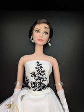Mattel Barbie Collector Audrey Hepburn Sabrina Fashion Doll - X8277 NRFB