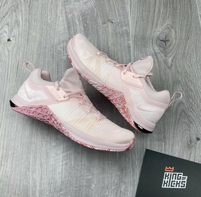 nike metcon flyknit 3 pink