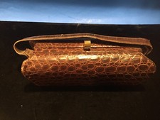 Vintage Barrel Shaped Alligator Purse 1940  s - 50  s