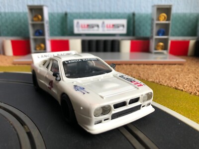 SCALEXTRIC LANCIA 037 WSR3D CHASSIS MIT MOTORMONTAGEOPTIONEN