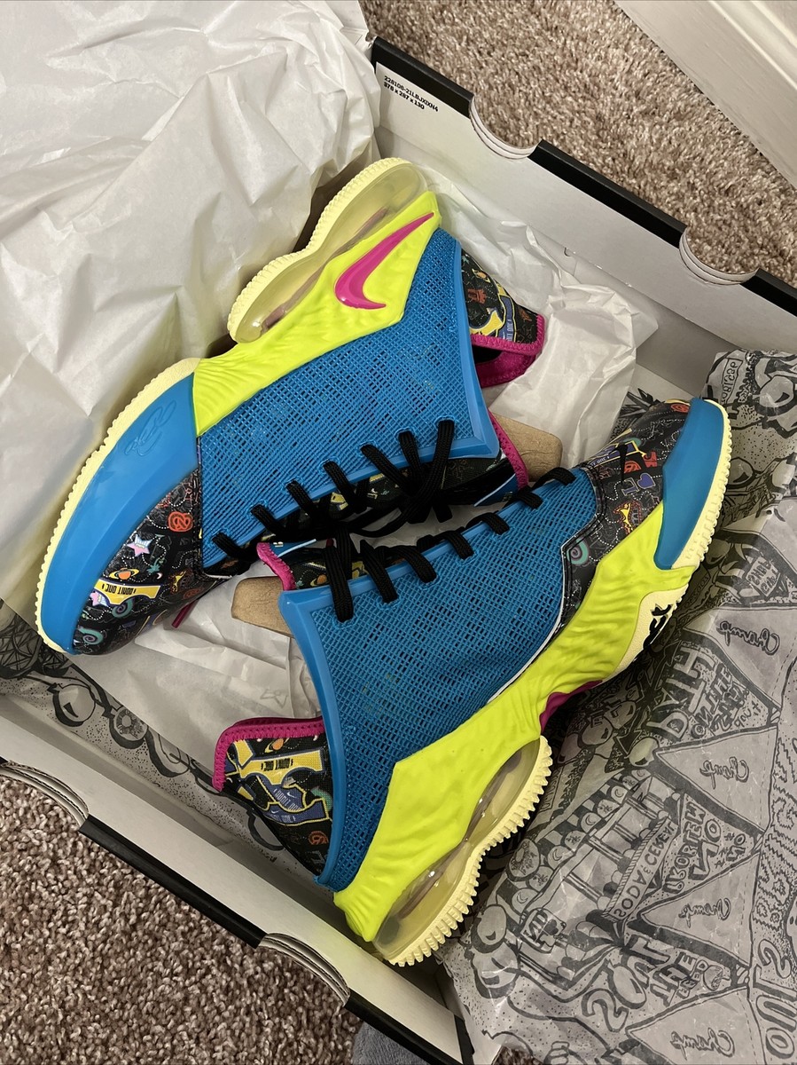 Nike LeBron 19 Low Shoes  display picture 3