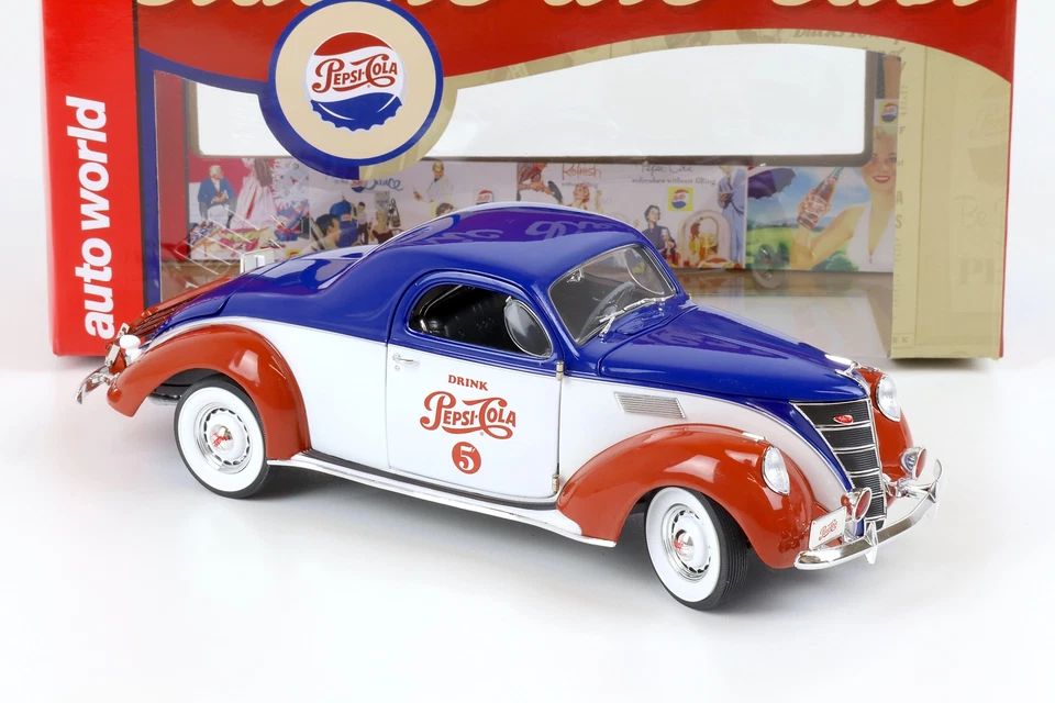 1:18 Auto World 1937 Lincoln Zephyr Pepsi Cola Blu/Bianco/Rosso - Immagine 2 di 4