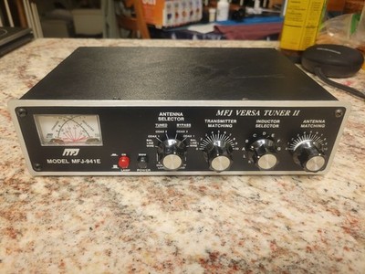 MFJ 941 E  versa tuner ii Super Nice. Original Box, Instructions 