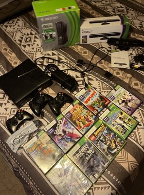 Microsoft Xbox 360 Console Bundle Kinect, 3 Controllers, Cables NTSC-U/C 2011