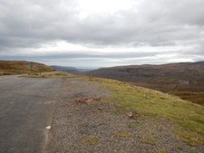 Photo A2 Bealach na Ba - Viewing Car Park at the Summit Loch Dithreabn n c2016