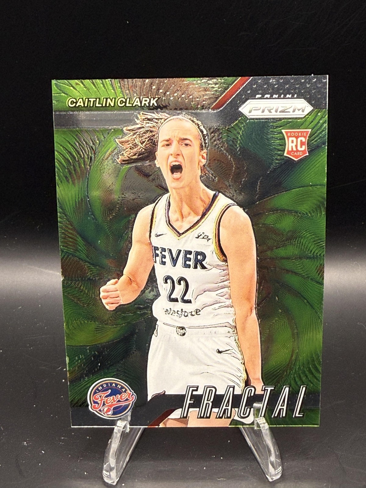 2024 Panini Prizm WNBA #1 Caitlin Clark Fractal Rookie