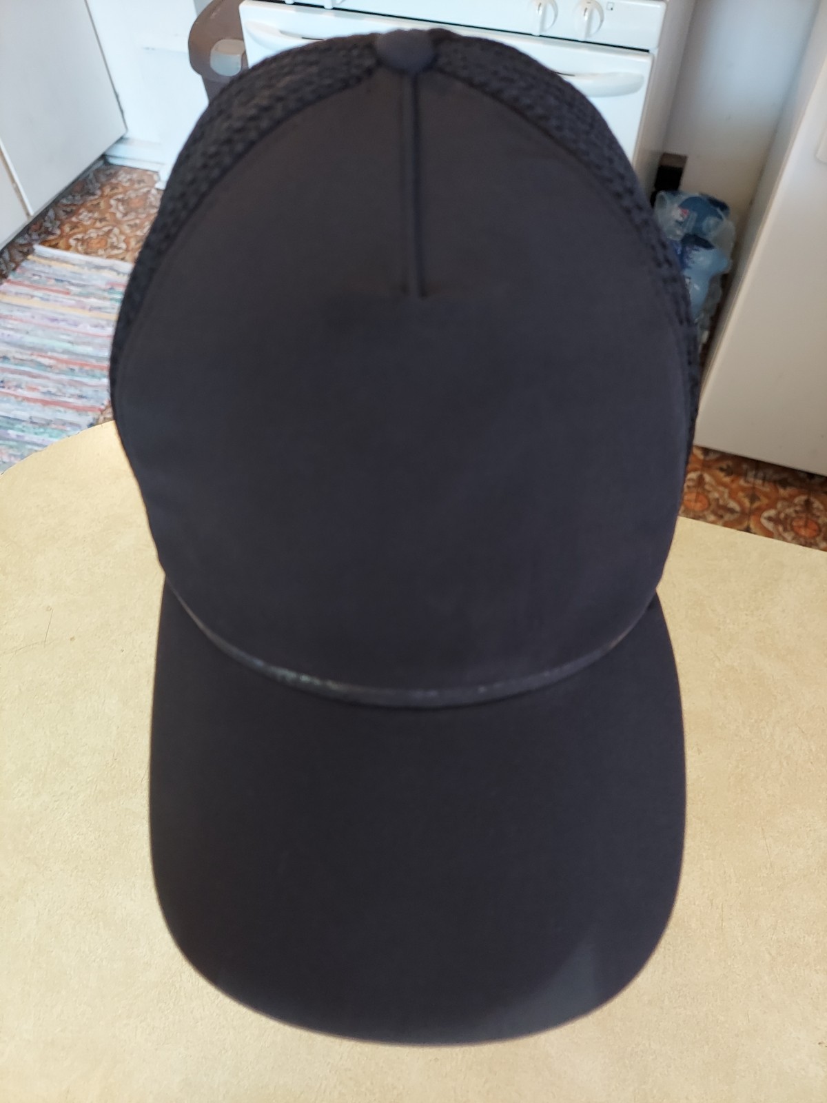 Lululemon Solid Black Mesh Back Hat Adjustable Sn… - image 2