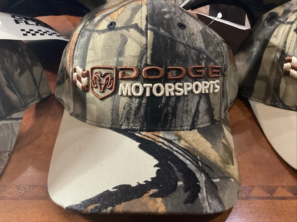 DODGE MOTORSPORTS RAM Camuflaje GORRA SOMBRERO NUEVO CON ETIQUETA CARGADOR VINTAGE RAM NHRA Hemi Foto 2 de 4