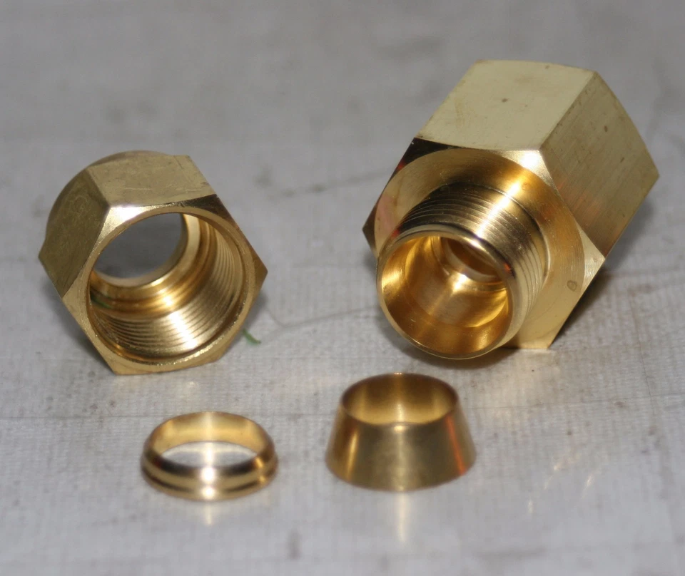 1/2" Tube x 1/2" FNPT  Brass Female Connector Ham-Let Let-Lok 766LB1/2X1/2 - Image 3 of 4