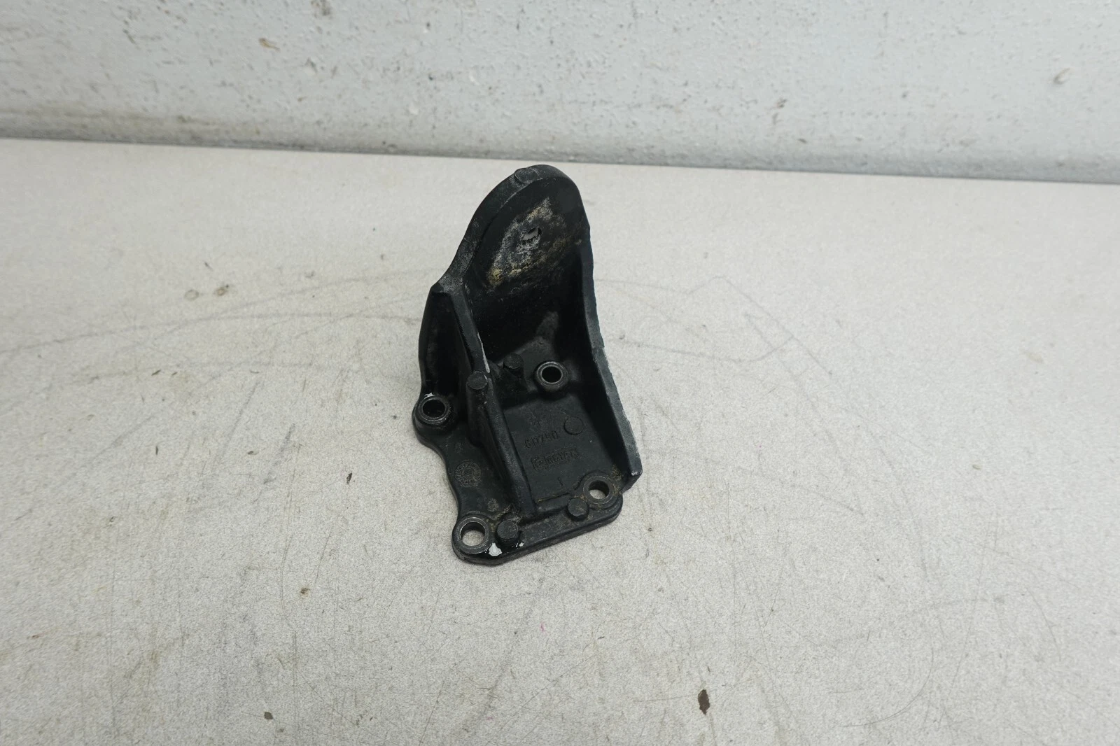 2002-2017 Sea-Doo OEM Front Engine Motor Mount Bracket 420811792 RXT RXP GTX