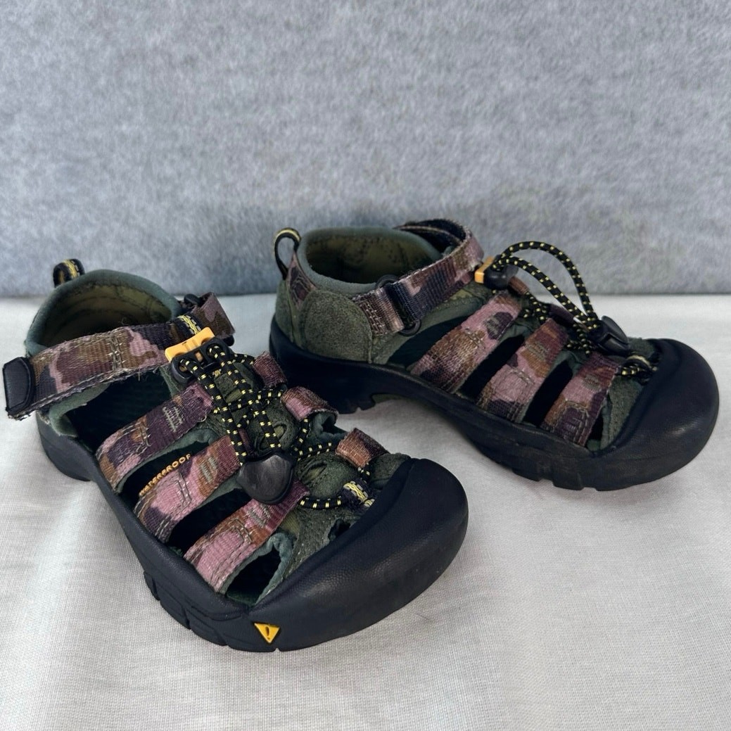 Sandali slipon Keens unisex giovani taglia 11 (bambino) Newport mimetici escursionismo gioco acqua