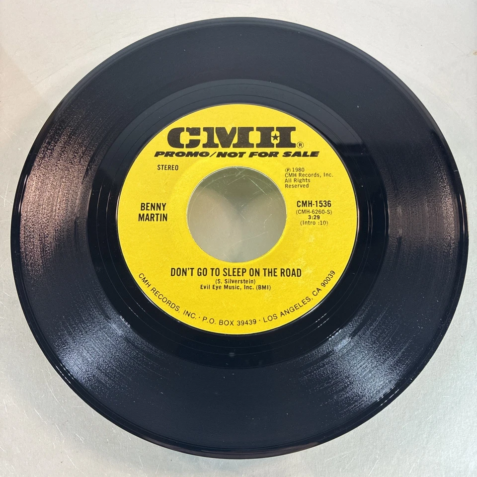 Country Vinyl Lot Of 6/7”  Records, Dolly Parton + Ronnie Milsap Colored Vinyl*  - Image 2 of 4