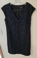 J Crew Sleeveless V-Neck Floral Lace Sheath Dress Size:2) 35"L 17"PTP Navy Black