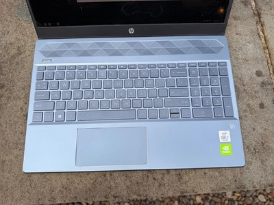 HP Pavilion 15-cs3073cl 15