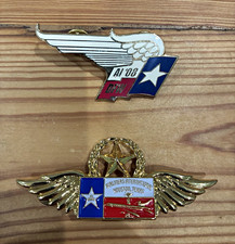 Pin's émaillé vintage Airliners International - 2002 Houston et 2008 DFW Texas Wing