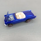 Hot Wheels Redline 1968 Classic ’57 Bird Blue Exterior