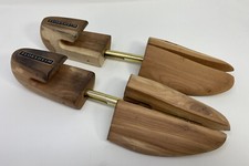 Pair Men  s Florsheim Shoe Trees Wooden Preowned