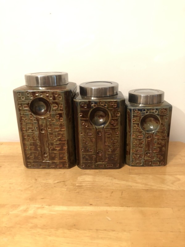 Pier 1 Ceramic Canister Set Of Three No Metal Scoops