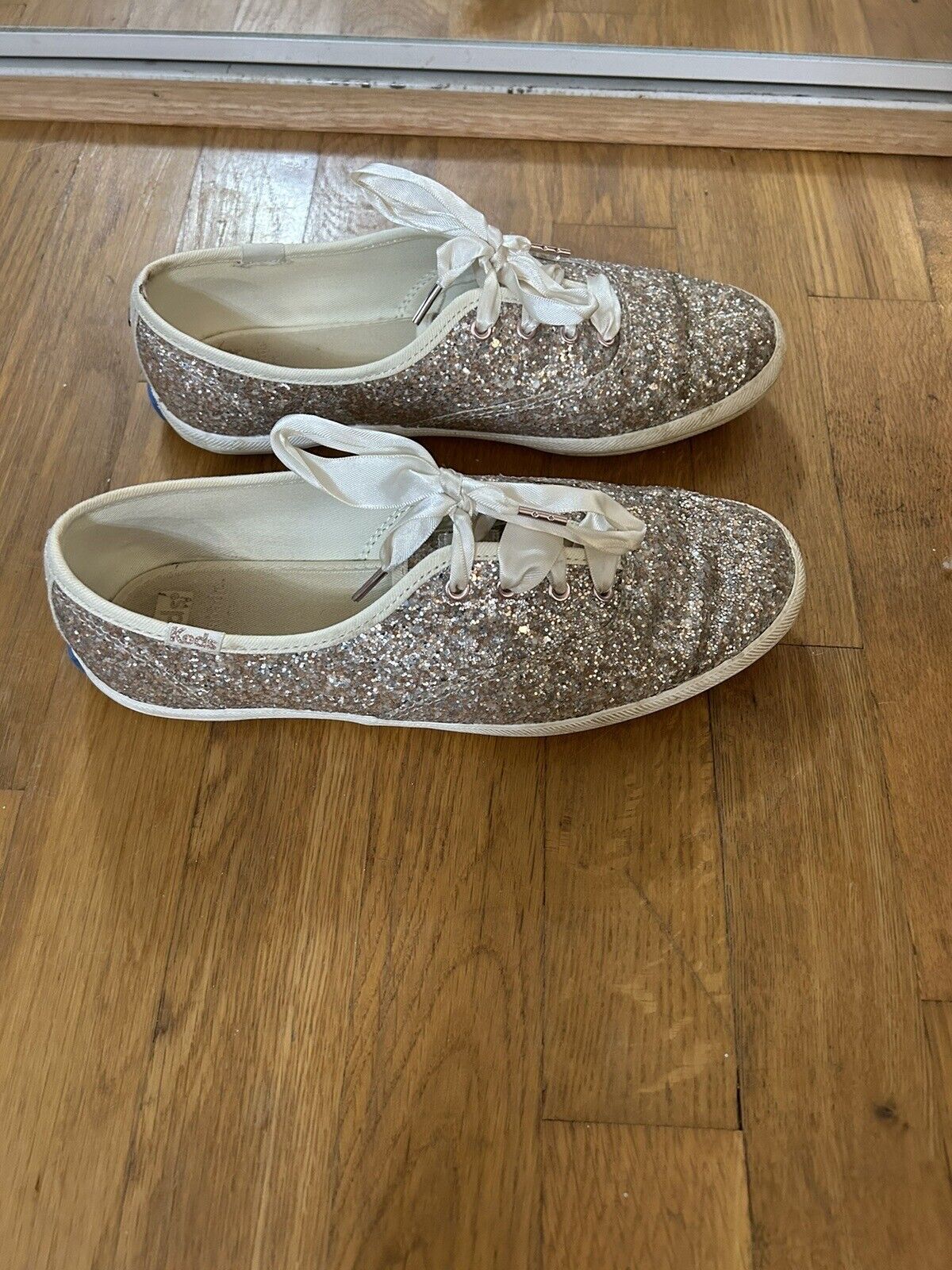 Kate Spade Keds Gold Glitter sneakers Size 6.5 - image 2