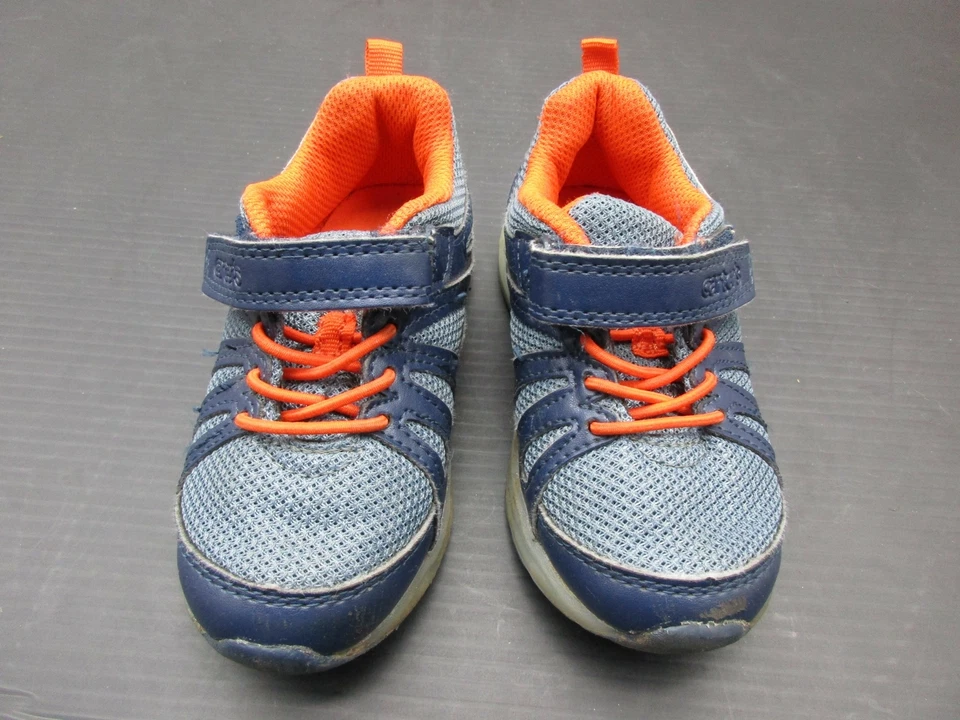 CARTERS TALLA 7 BEBÉ NIÑO AZUL NAILON ATLÉTICO CAMINAR LUCES ZAPATILLAS ZAPATOS 3E Foto 2 de 4