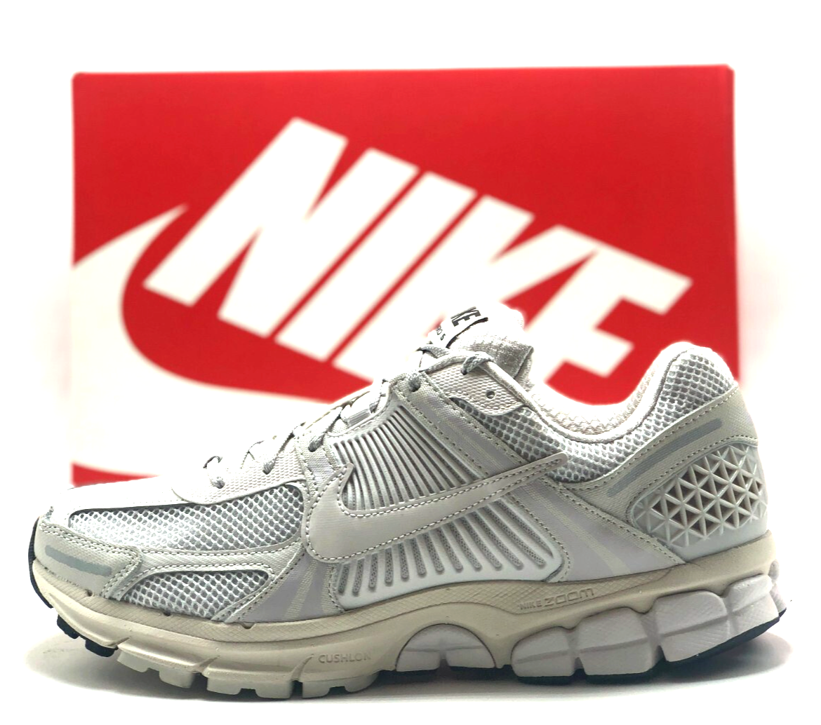 NEW* Men NIKE ZOOM VOMERO 5 VAST GREY/BLACK-SAIL (BV1358 001), Sz