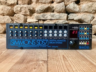 gewartetes Simmons SDS7 Digital Analog Drum System / CEM3340 CEM3372 SDS 5 V 6 7