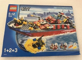 LEGO City: Fire Boat (7906) MOTOR WORKS 100% Complete w/ Box, Manuals, Minifigs