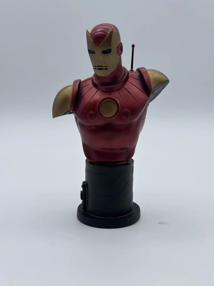 Bowen Designs 漫威白银时代钢铁侠迷你胸围 1999 #3044/4000 - 复仇者联盟 — 第 2/4 张图片