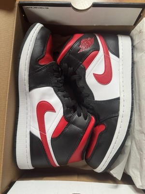 Air Jordan 1 Mid  Bred Toe    NEU & UNGETRAGEN   Gr. 43 (US 9.5)