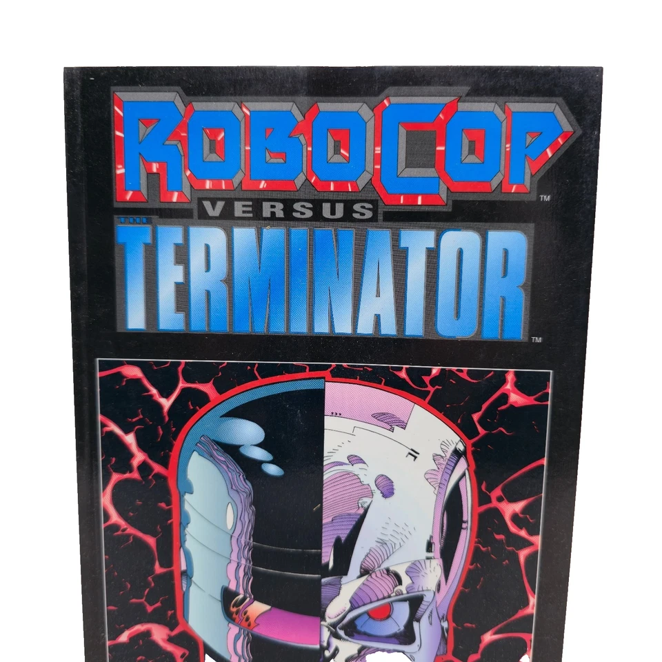 Sistema Robocop vs Terminator Comic Star exclusivo 1992 con insertos Foto 4 de 4