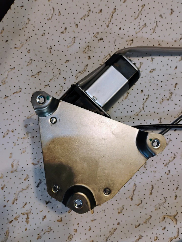 Jeep Liberty DS (L) 2002-2006 regulador de ventana eléctrica delantero Foto 3 de 4