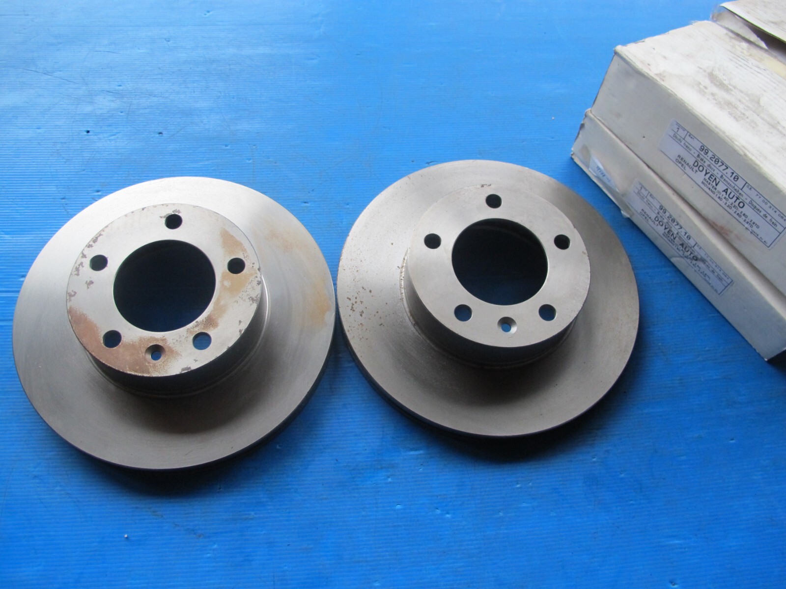 Disques de freins avant Doyen Auto pour stopper les vibrations au freinage du Movano