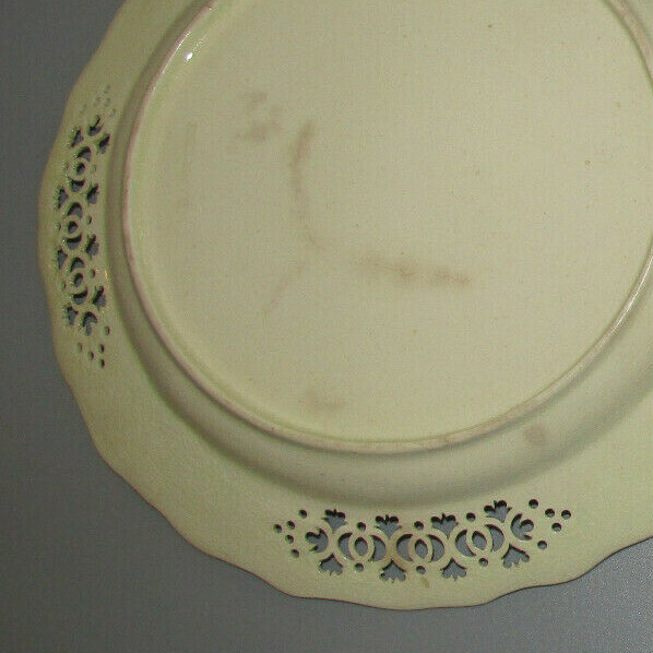 18th Century Leeds Pottery Openwork Creamware Staffordshire Plate 18th Century Leeds Pottery Openwork Creamware Staffordshire Plate