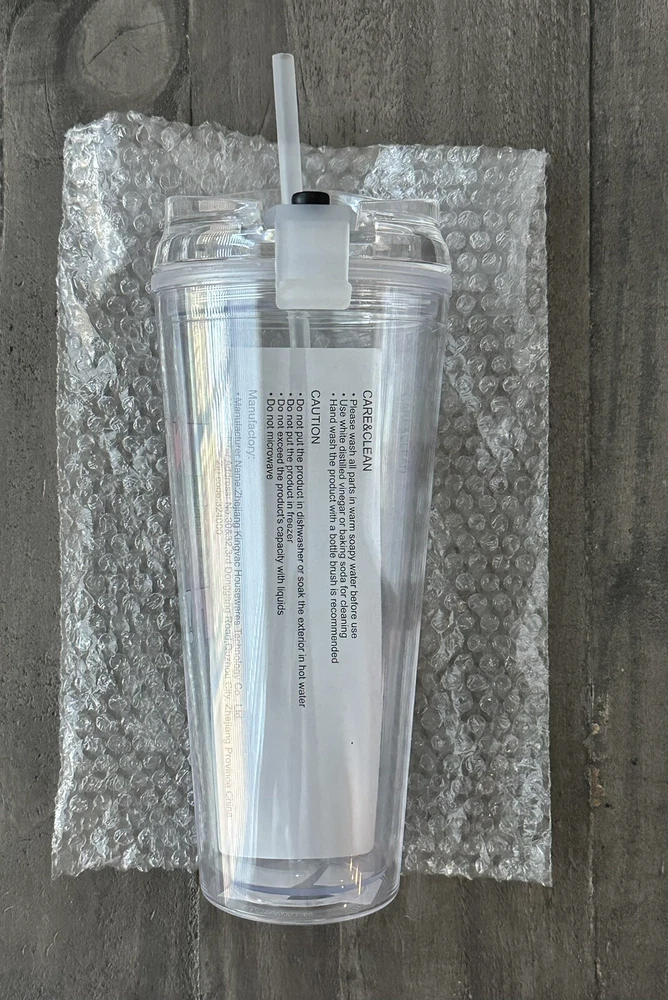 Tumbler With Straw One Size Comin’ In Hot! - New Open Box