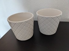 Set of 2 White Ceramic Plant Pots Geometric Lattice Textured Planters 9 cm