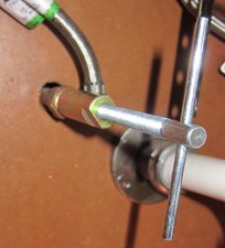 Compression Sleeve Puller Tool Remove Nut  Ferrule for 1/2-Inch Fitting 03943