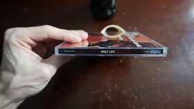 Half-Life - Dreamcast - Custom Jewel CD Case w/ BONUS DISC