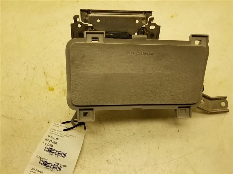 11-15 SCION IQ FRONT PASSENGER RIGHT KNEE AIR BAG — 第 2/4 张图片