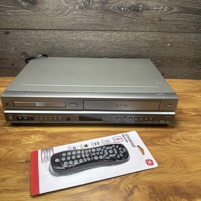 Zenith XBV343 DVD VCR Combo Player w/ Remote  Tested/Working