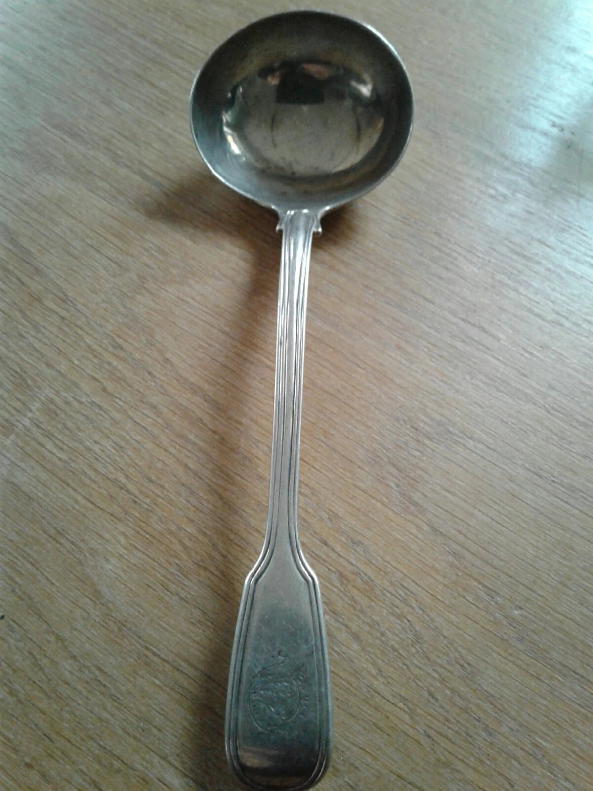 ANTIQUE SOLID SILVER, FIDDLE THREAD PATTERN SAUCE LADLE LONDON 1841
