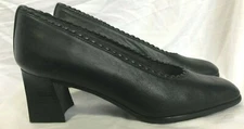 Stuart Weitzman Pumps 6M Black Leather Heels Scallop Edge Work Dress 