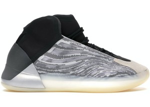 yeezy lifestyle quantum