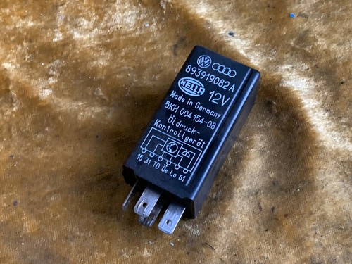 AUDI 80 / B3 Relais Kühlerlüfter 893919082A / 310 HELLA