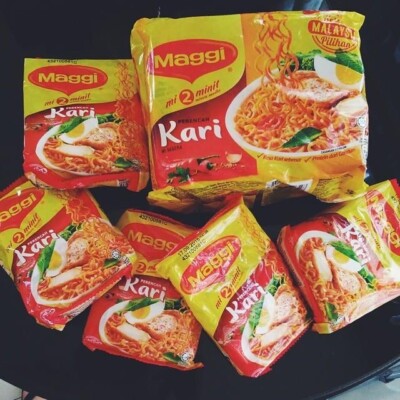 MAGGI Kari (CURRY INSTANT-NOODLES) 5 packs of noodles